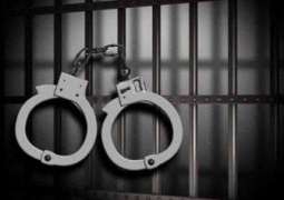 Islampura police arrest female gangster