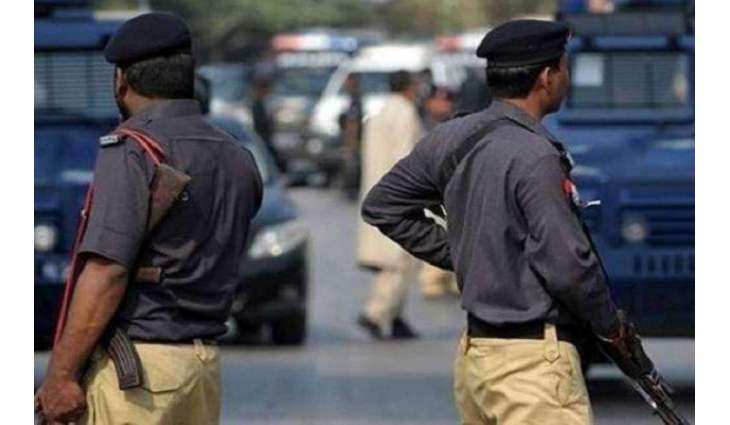 One drug peddler arrested, three street criminals held by police in Karachi