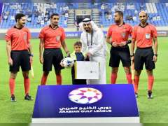 رابطة المحترفين لكرة القدم تكرم الطفل حمد قيس "محارب السرطان"