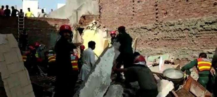 Two killed after roof of house collapses in Lahore 