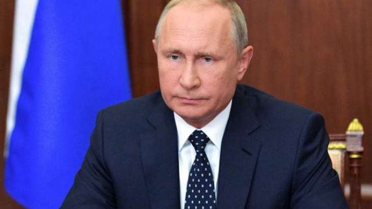 Putin Says Never Asked Anyone to Ease Sanctions