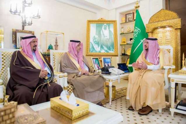 سمو الأمير فيصل بن مشعل يستقبل الأصقه والعتيبي بمناسبة تكليفهما مديرين للأحوال المدنية في الرياض والقصيم