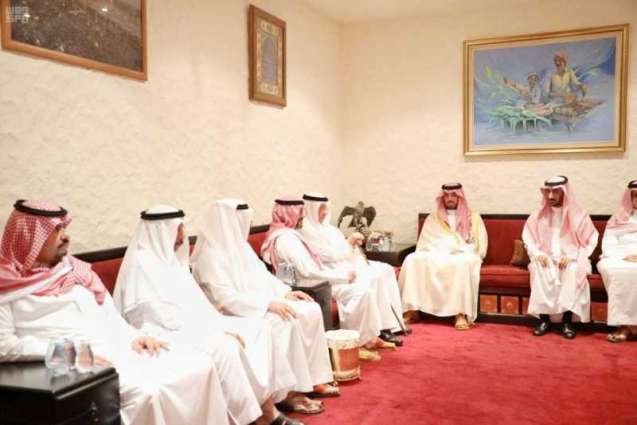 سمو الأمير سعود بن جلوي يعزي ذوي إبراهيم بن عبدالرحمن الطاسان