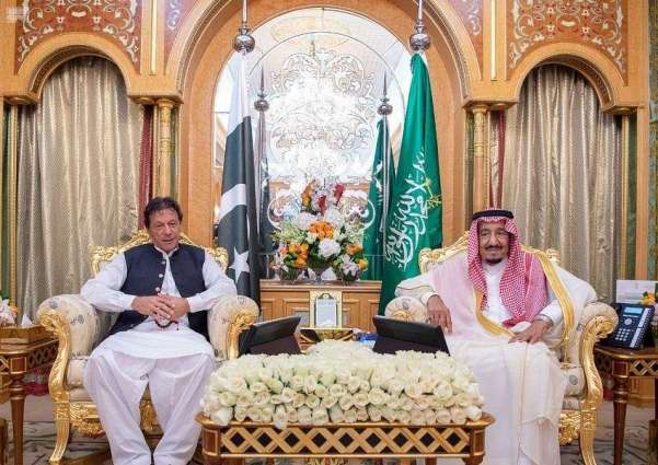 Custodian of the Two Holy Mosques receives Prime Minister of Pakistan