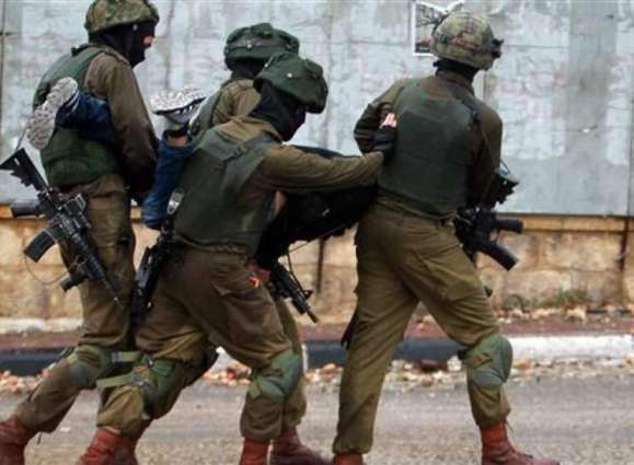 Israeli forces arrest 14 Palestinians in West Bank