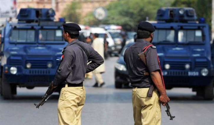 Robbery by 3 real brothers : One dacoit killed, two arrested in police encounter