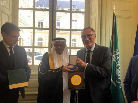 نائب رئيس مجلس الشورى يبدأ زيارة رسمية إلى فرنسا
