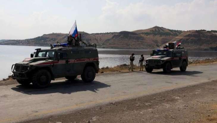 Russian Military Police Stationed Outside Kobane on Commanding Point Near Turkish Border