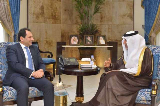 سمو الأمير خالد الفيصل يستقبل القنصل اللبناني