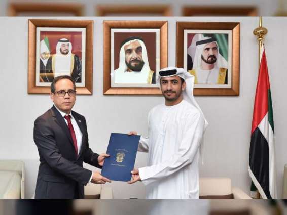 MoFAIC receives copy of credentials of Panamanian Ambassador to the UAE