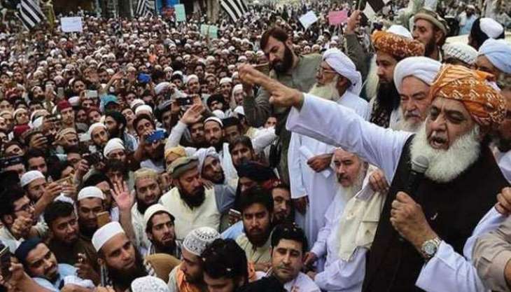 JUI-F's Azadi March to reach Lahore today