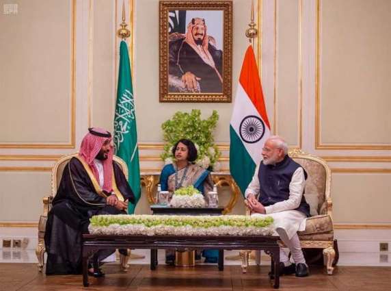 سمو ولي العهد يجتمع مع رئيس وزراء الهند