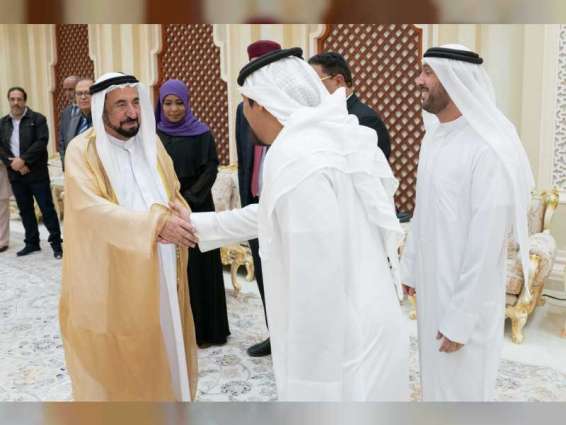 Sharjah Ruler meets directors of Arab world's poetry houses