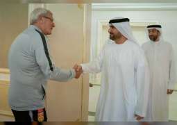 Abdullah bin Salem receives Chinese National Football Team