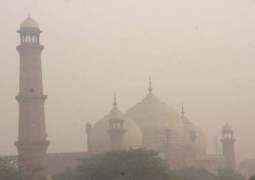 Smog turns air 'hazardous' in Lahore and adjoining area
