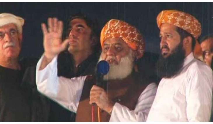 JUI-F Chief will give two options to govt after two-day ultimatum
