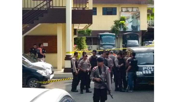 Six Injured in Suicide Bombing Outside Police Station in Western Indonesia - Reports