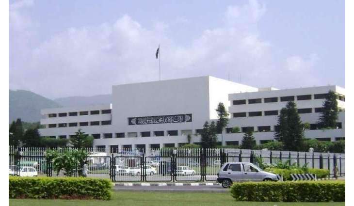 Committee expresses concern over absence of Minster, Secretary