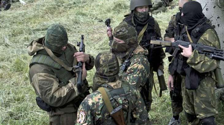 DPR Militia Fire Rocket Signaling Readiness to Troop Pullout Near Petrivske, East Ukraine