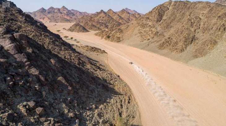 الاتحاد السعودي للسيارات والدرّاجات النارية يطلق اليوم المرحلة الثالثة لرالي العُلا نيوم بطول 231 كيلومتراً