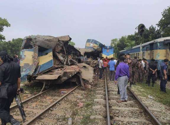 مقتل 15 شخصا اثر حادث اصطدام القطار في بنجلادیش