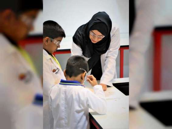 بلدية دبي تفتتح أول مختبر علوم فورشرفيلت "المستكشف الصغير" في الشرق الأوسط