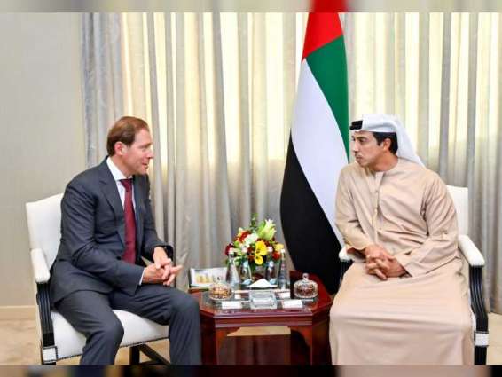 Mansour bin Zayed receives Russian Minister of Industry and Trade