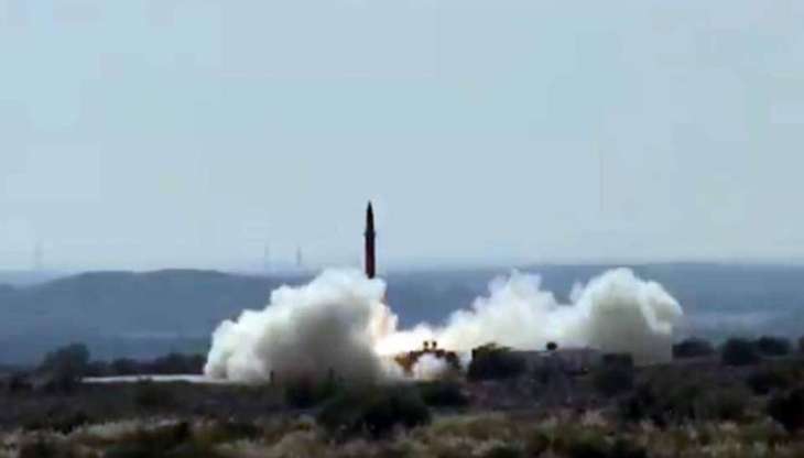 القوات الباکستانیة تعلن نجاح اختبار اطلاق صاروخ ” شاہین 1 “