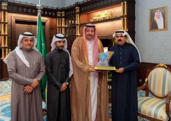 سمو الأمير حسام بن سعود يستقبل رئيس تحرير صحيفة الباحة