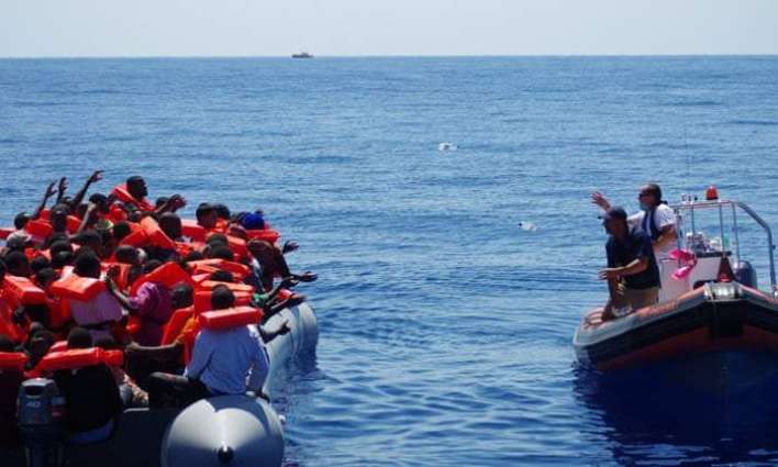 Spanish Rescuers Intercept 2 Boats With Irregular Migrants Near Canary Islands