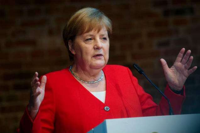 Merkel's Successor Fends Off Key Critic in Party Congress Showdown
