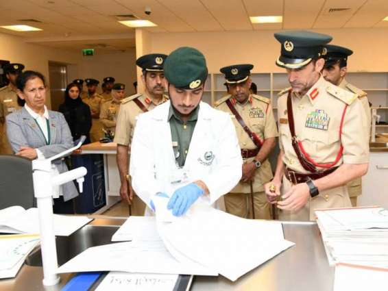 شرطة دبي .. مواكبة المستجدات والتطورات في مجال مكافحة الجريمة