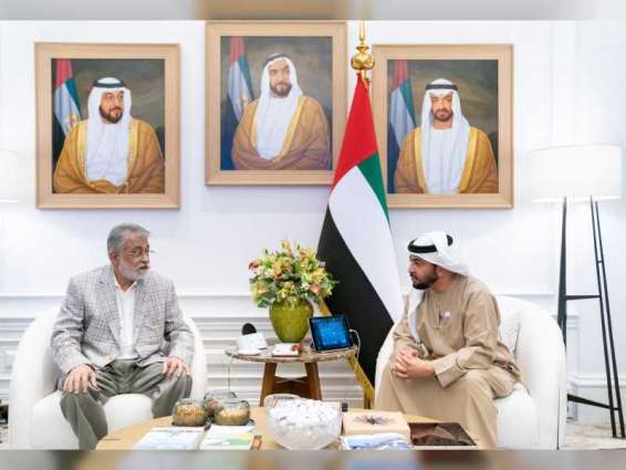 Hamdan bin Zayed receives Pakistani official