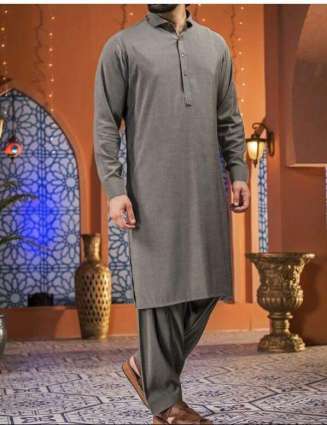 30% Pakistanis choose Shalwar Kameez with a waistcoat as the best clothing option for a