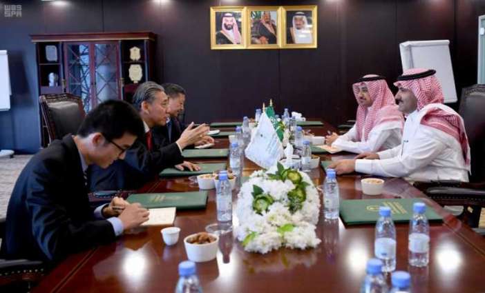 آل جابر يلتقى السفير الصيني لدى اليمن