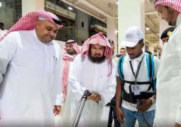 الشيخ السديس يدشن آليات النظافة الجديدة بالمسجد الحرام 