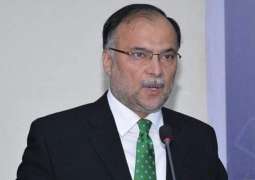 Why govt is silent on Indian atrocities in Occupied Kashmir, asks PML-N leader Ahsan Iqbal
