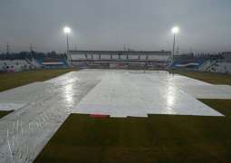 First home Test called off owing to rain, poor light