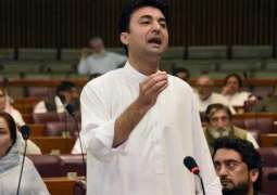 “Neither my father went on student visa nor he was arrested in Australia,” says Murad Saeed