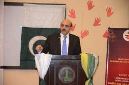 Kashmiris will never give in to Indian tyranny: Masood Khan