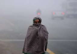 Country in grip of severe cold wave in Islamabad 