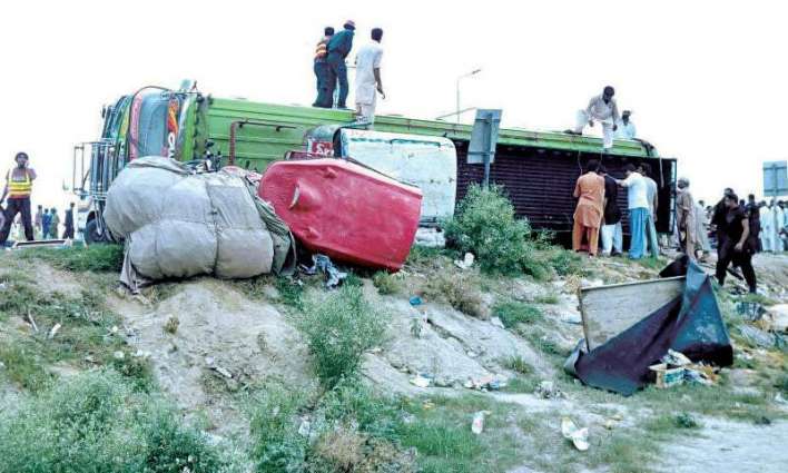 50-year-old killed in road mishap in Manawala