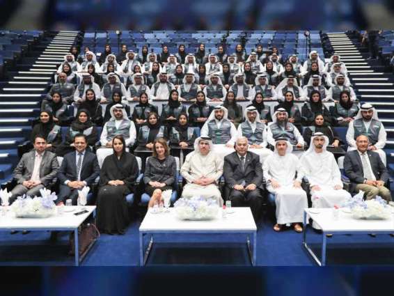 80 موظفاً وموظفةً يحصلون على  دبلوم " كهرباء ومياه دبي للعمل التطوعي" بالتعاون مع "أميتي"