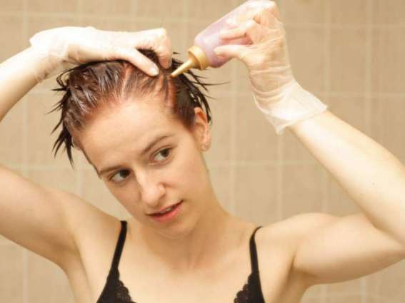 Breast cancer: Does hair dye increase risk?