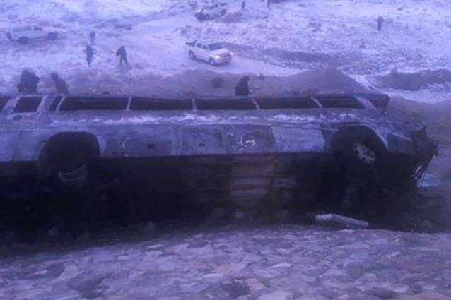 Fire in vehicle after road accident in Quetta claims 15 lives 