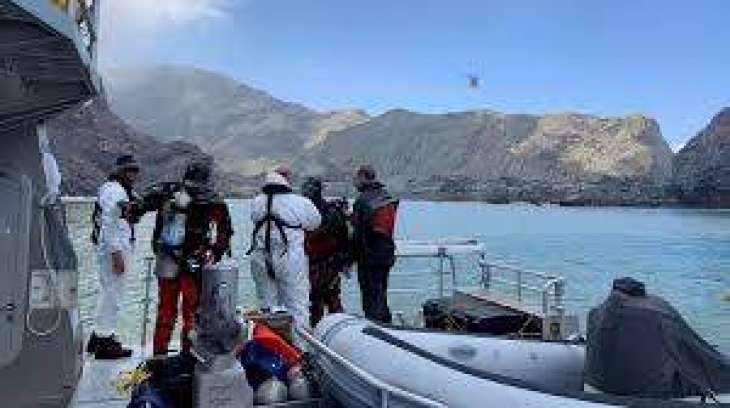 New Zealand volcano: Search resumes for two remaining bodies