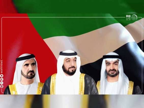 رئيس الدولة ونائبه ومحمد بن زايد يهنئون ملك البحرين باليوم الوطني