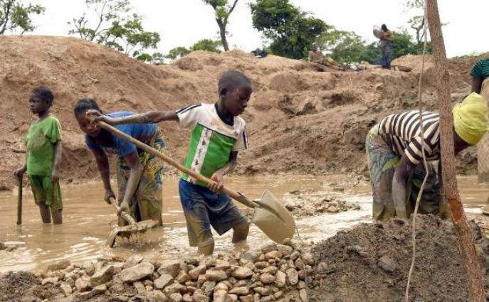 Rights NGO Files Suit Against Google, Apple, Tesla Over Forced Child Labor in Congo
