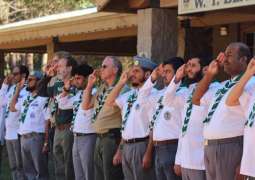 افتتاح برنامج الرحلات التدريبية الكشفية في مخيم 