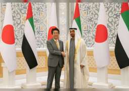 محمد بن زايد يستقبل رئيس وزراء اليابان